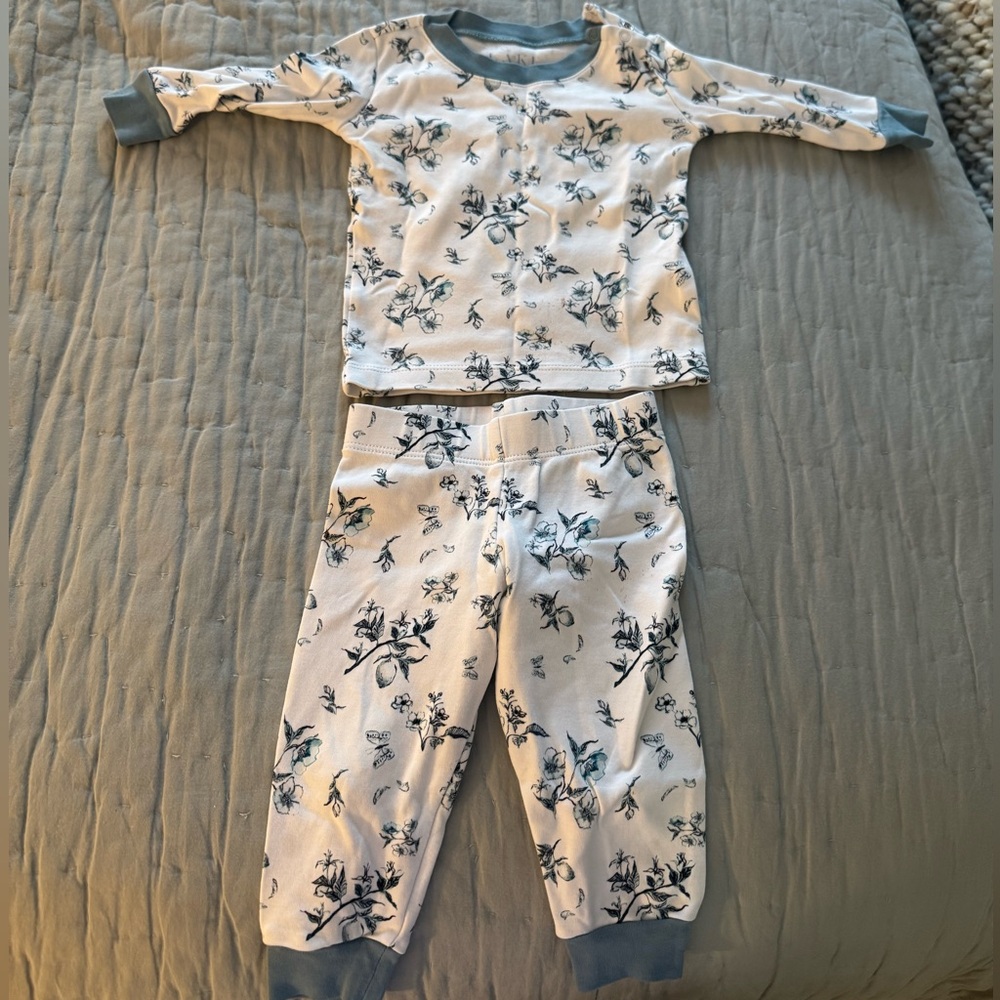 LAKE Floral Kids Pajamas Set - White and Blue